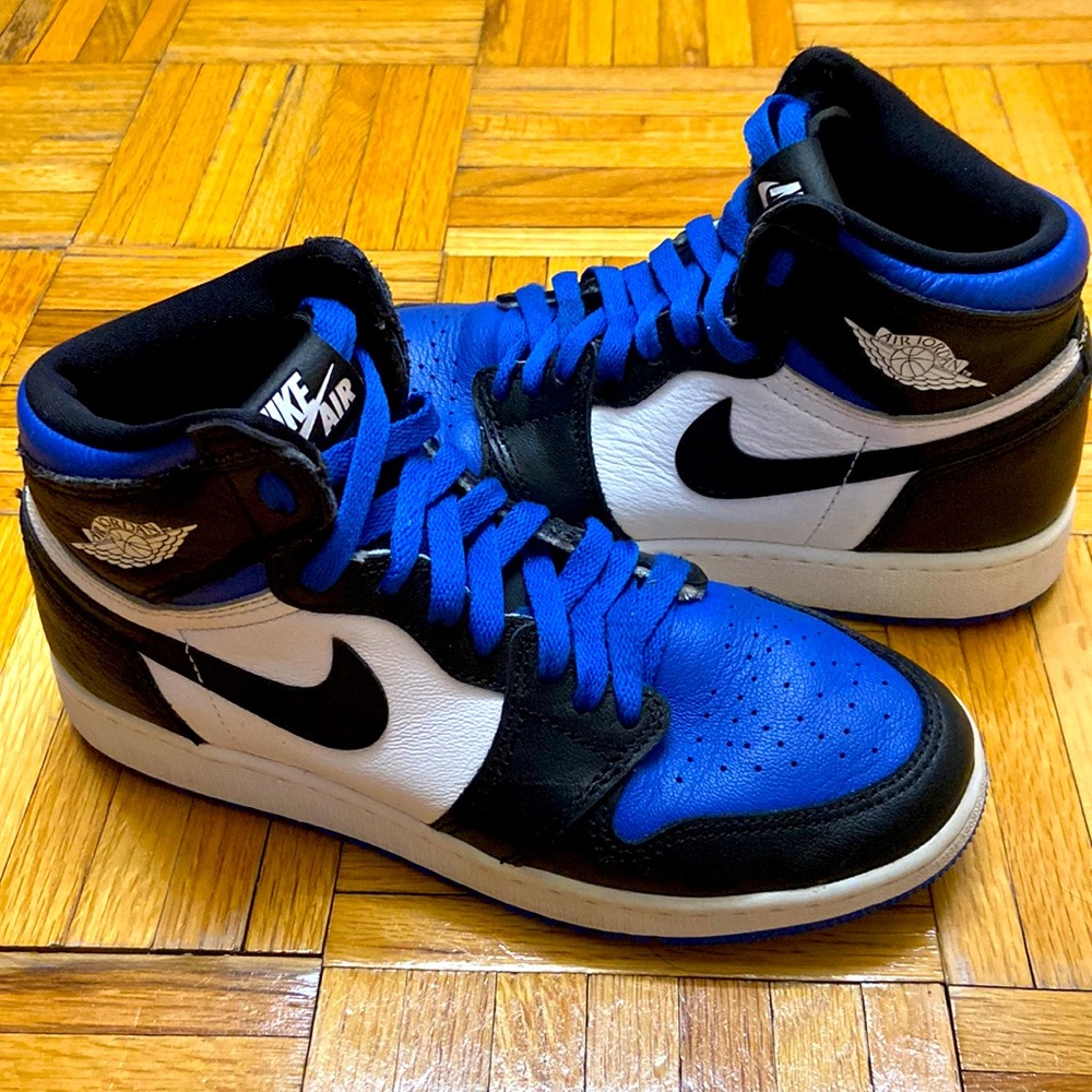 AIR JORDAN ONE RETRO - US size 5 | UK size 4.5 | EUR size 37.5